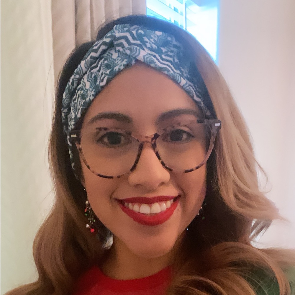 Meet your Posher, Glenda